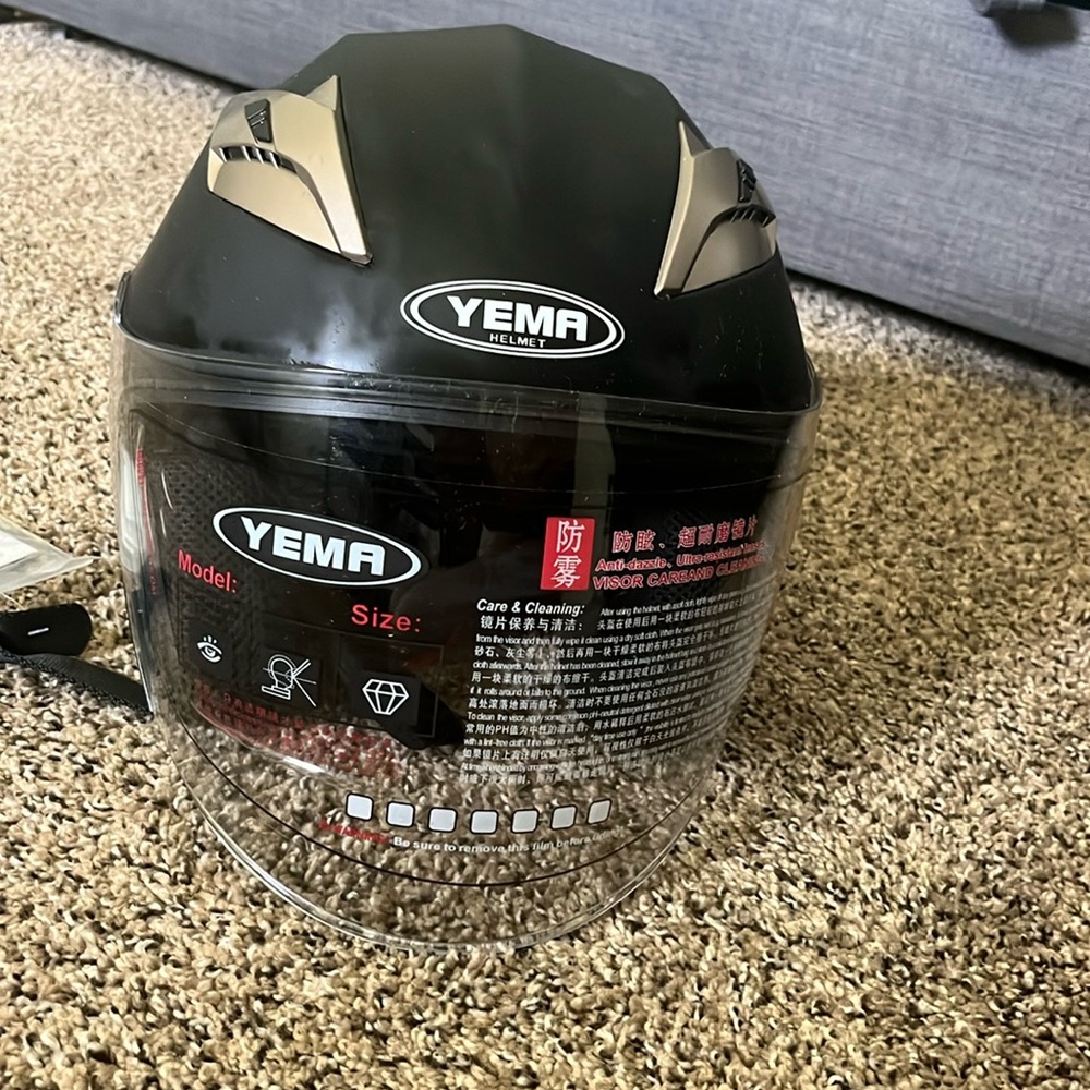 Yema helmet